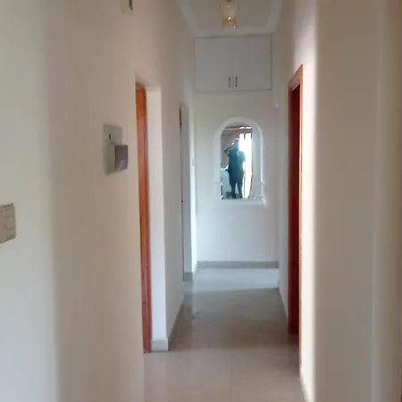 Kaplica Koeyuende Tam Muestakil Apartman *