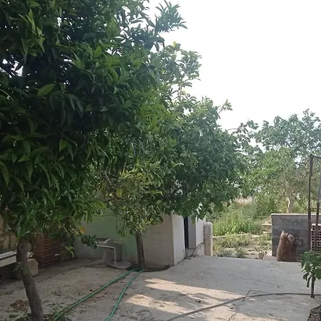 Apartman Kaplica Koeyuende Tam Muestakil Davlos