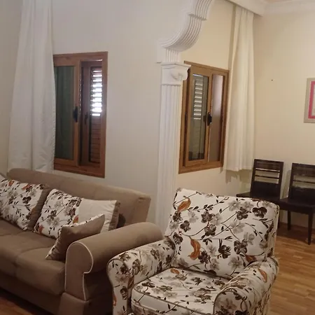 Διαμέρισμα Kaplica Koeyuende Tam Muestakil *