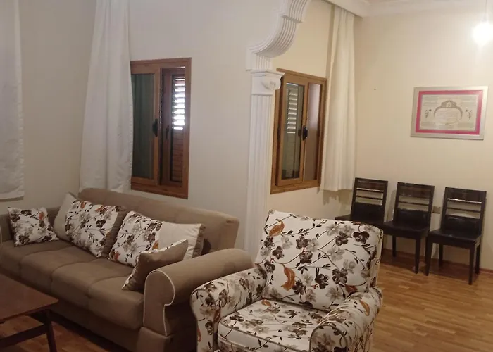 Appartamento Kaplica Koeyuende Tam Muestakil *