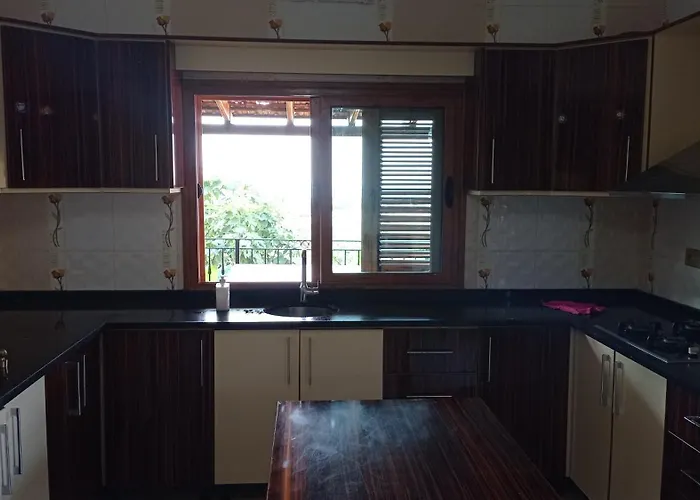 Appartamento Kaplica Koeyuende Tam Muestakil *