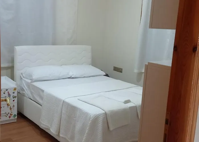 Kaplica Koeyuende Tam Muestakil *